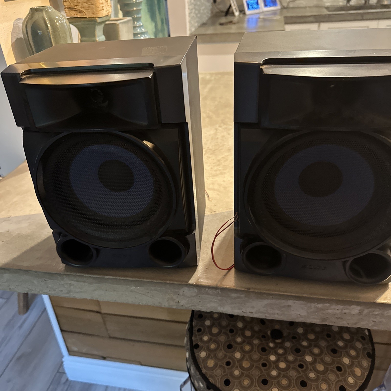 Sony Bookshelf Speakers SS-EC709ip Black Mini Hi-Fi Component Pair Sony Bookshelf Speakers SS-EC709ip Black Mini Hi-Fi Component Pair