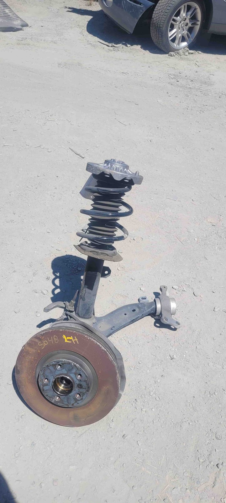 16-19 BMW X1 Knee Assembly Left driver awd adjustable suspension 31226850415