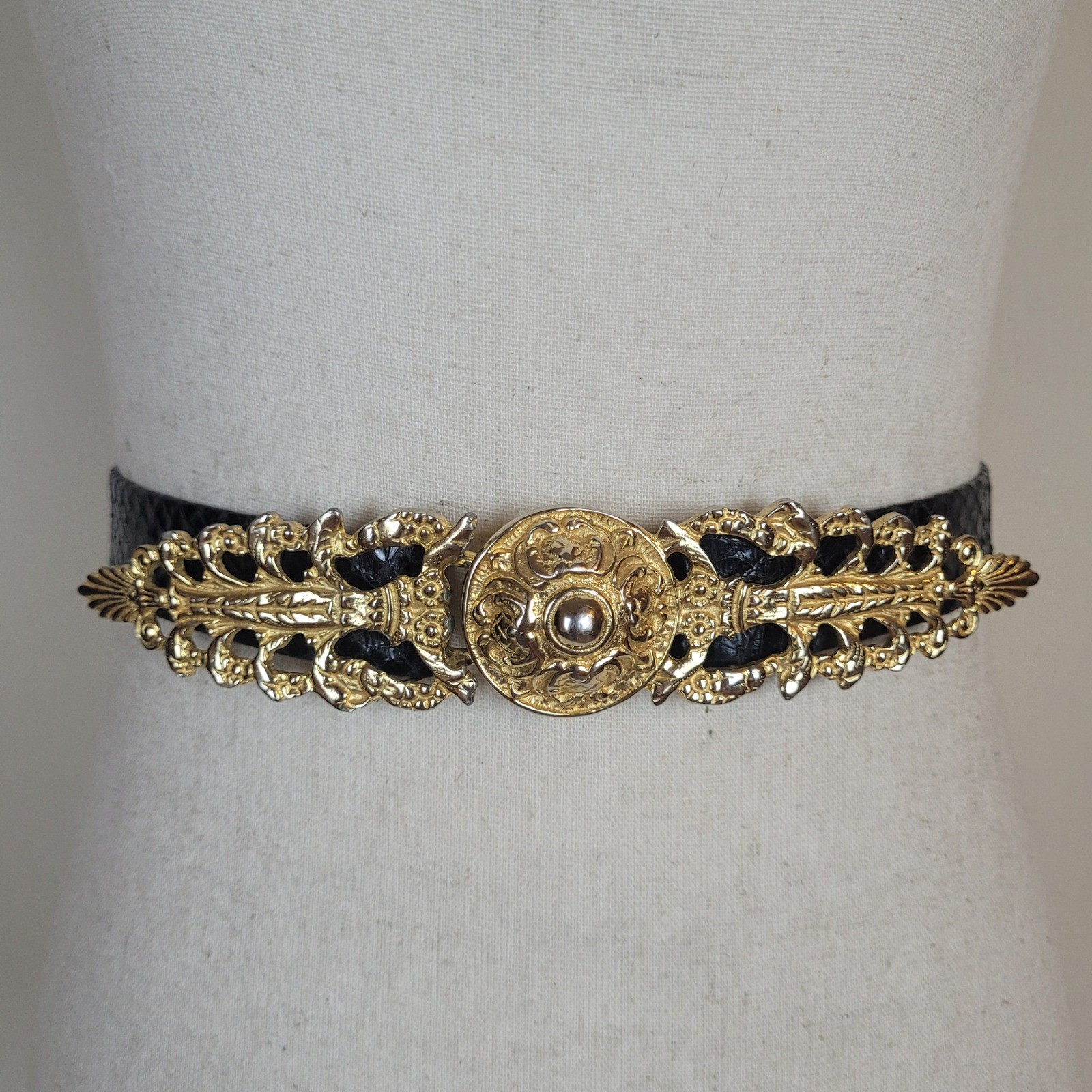 VTG Alexis Kirk Belt XS Black Leather Snakeskin Sculptural Statement Ornate Luxe
