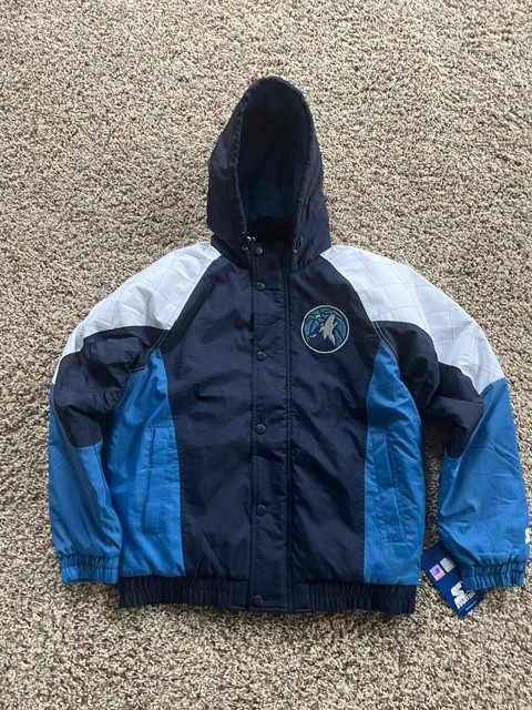 NWT Starter Minnesota Timberwolves Button + Hooded Puffer Jacket Youth Sz Large