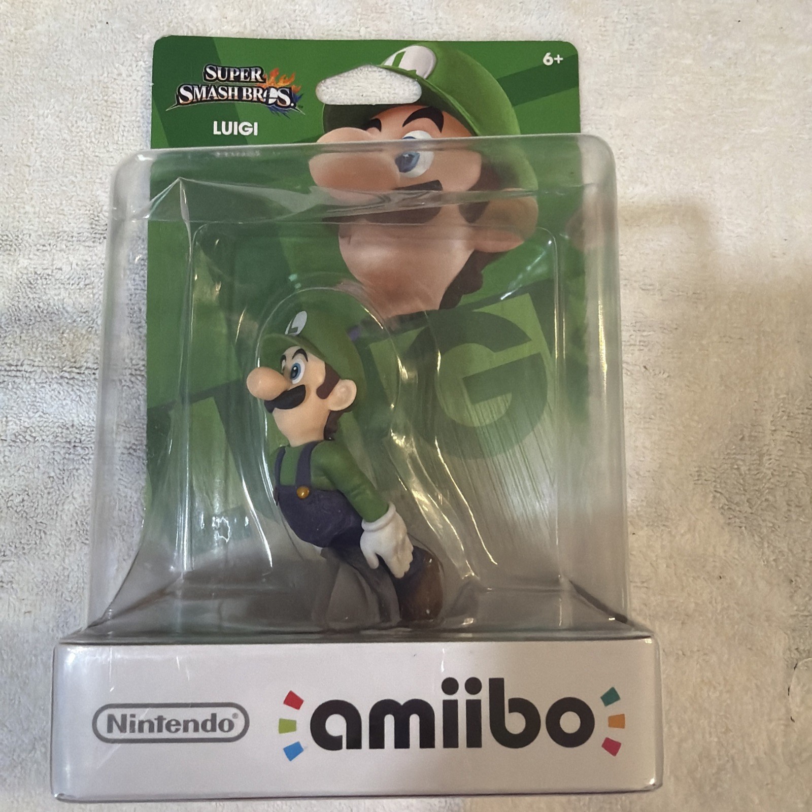 Nintendo amiibo Super Smash Bros LUIGI  NIB Sealed 