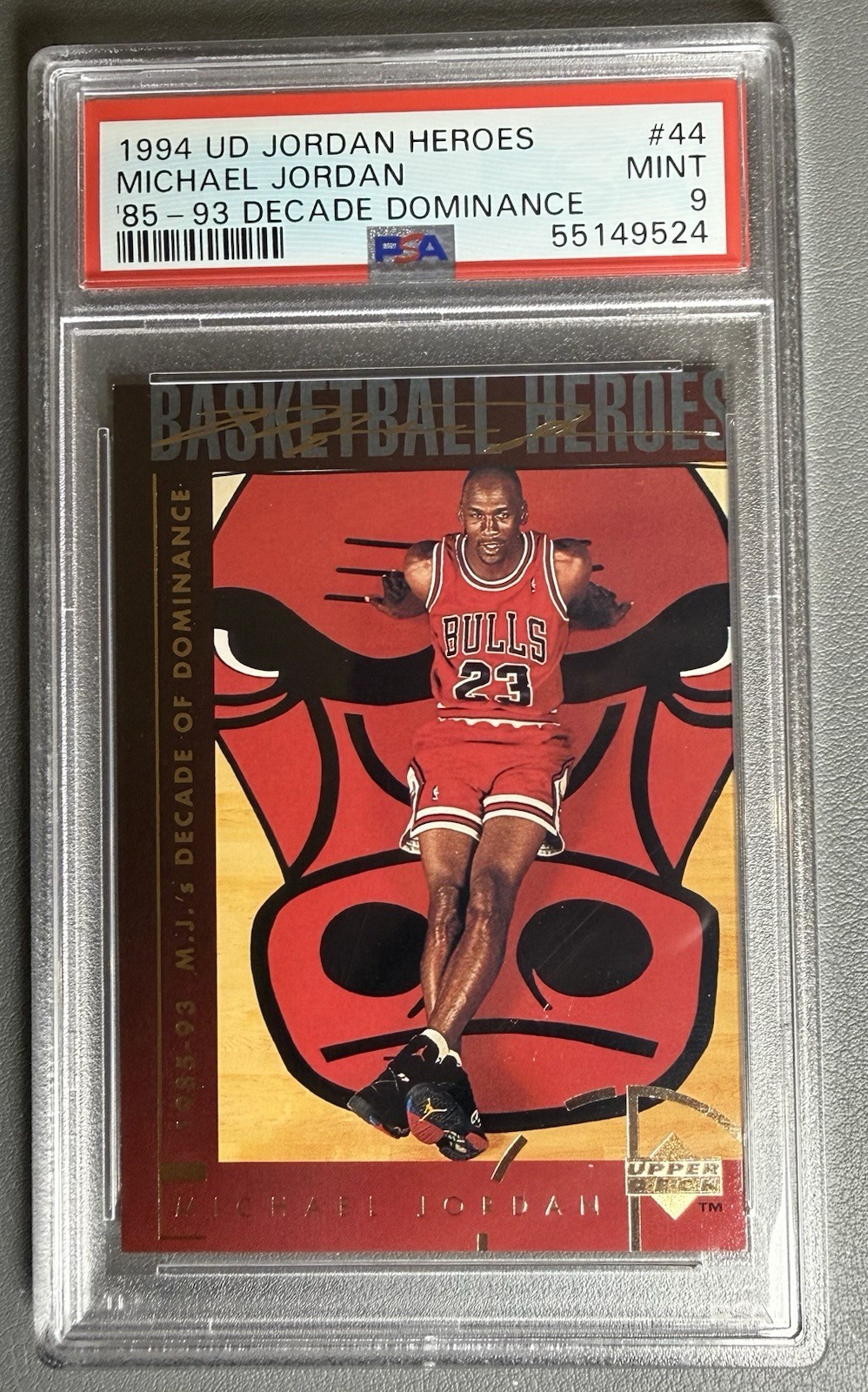 1994 UD JORDAN HEROES \'85-93 DECADE DOMINANCE #44 MICHAEL JORDAN PSA 9
