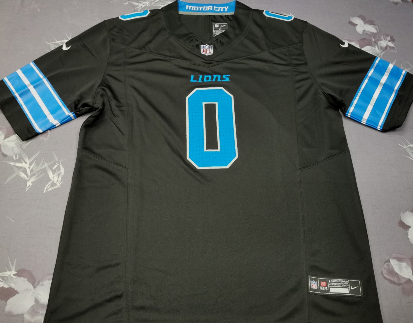 Jahmyr Gibbs #0 Lions FUSE Black Alt Sewn Stitched Jersey.