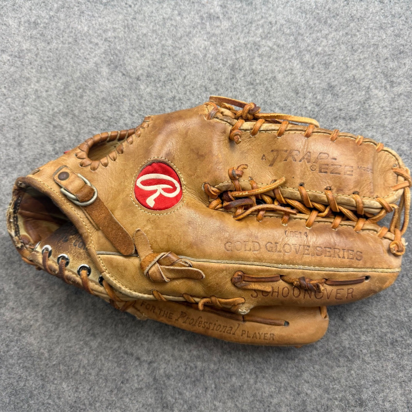 Vintage Rawlings Heart of the Hide PRO-T Baseball Glove 12.75\