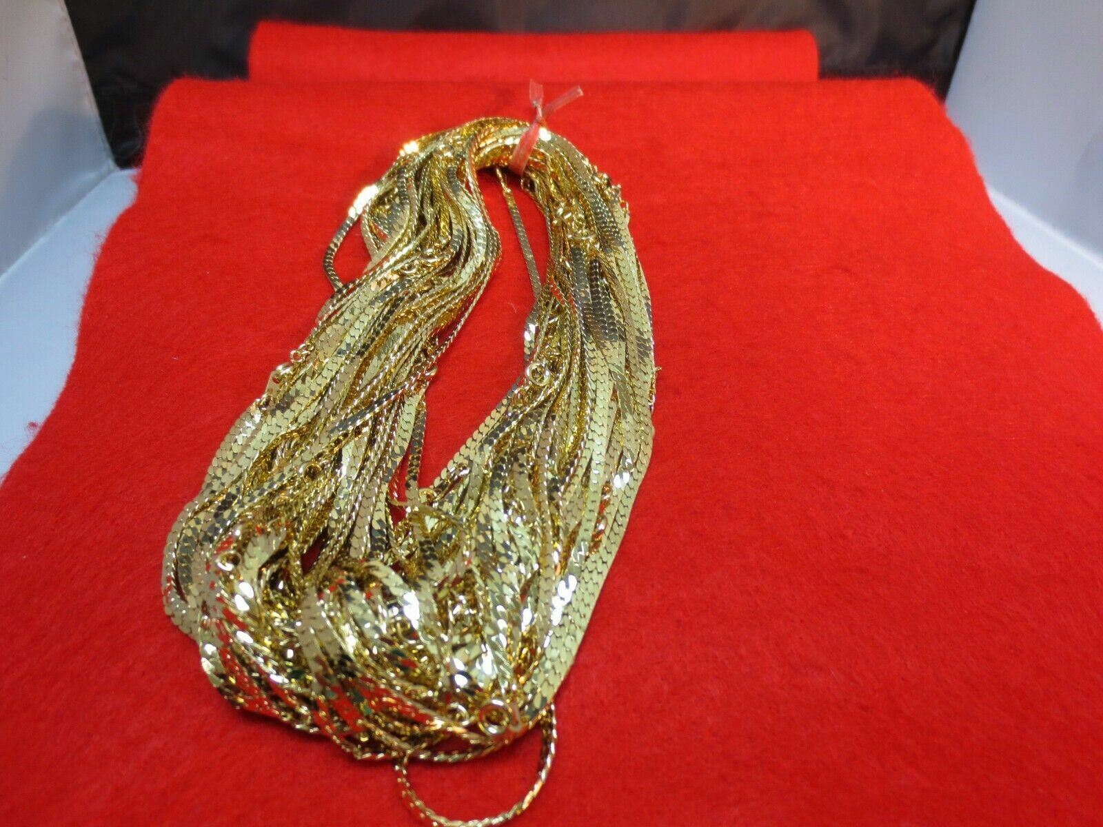 WHOLESALE LOT OF 10 14KT GOLD PLATED 30 INCH 2.5MM HERRINGBONE CHAIN NECKLACE WHOLESALE LOT OF 10 14KT GOLD PLATED 30 INCH 2.5MM HERRINGBONE CHAIN NECKLACE