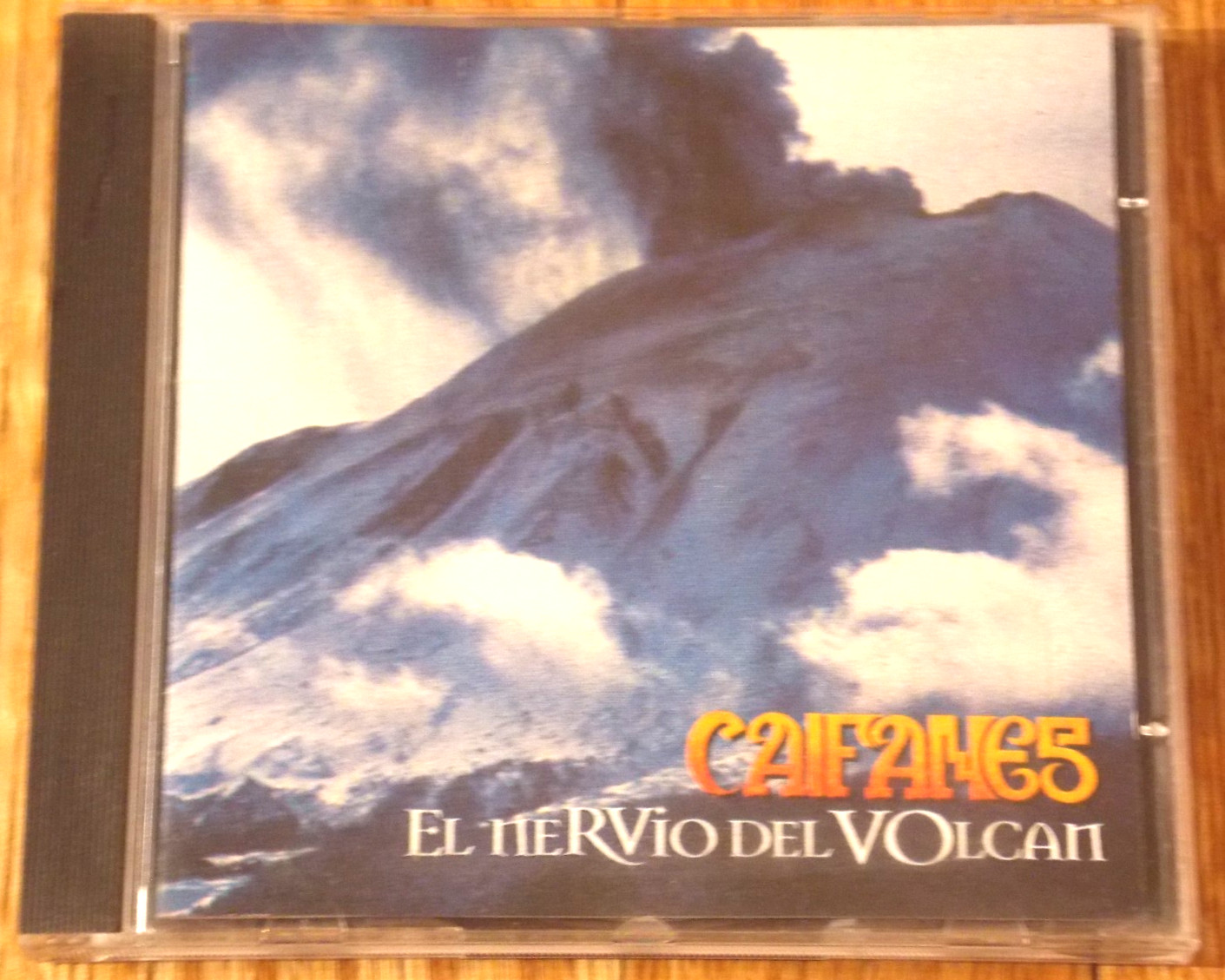CAIFANES-El Nervio Del Volcan CD~RCA 1994~RARE LATIN ROCK~Mexico~MX CAIFANES-El Nervio Del Volcan CD~RCA 1994~RARE LATIN ROCK~Mexico~MX
