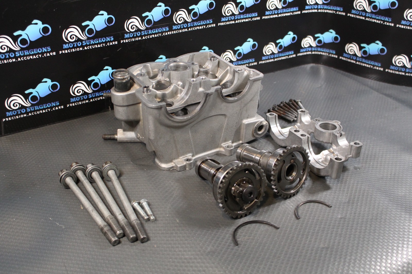 2012 KAWASAKI KX250F OEM ENGINE CYLINDER HEAD CAMSHAFT VALVES CAMS TOP END GOOD