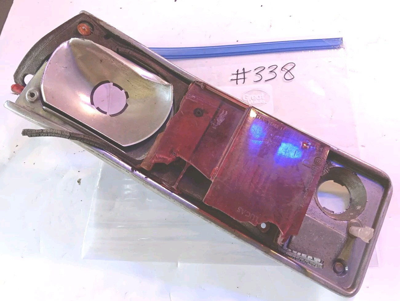 Vintage 1969-1976(?) Triumph TR6 Taillight Assembly RH Vintage 1969-1976(?) Triumph TR6 Taillight Assembly RH