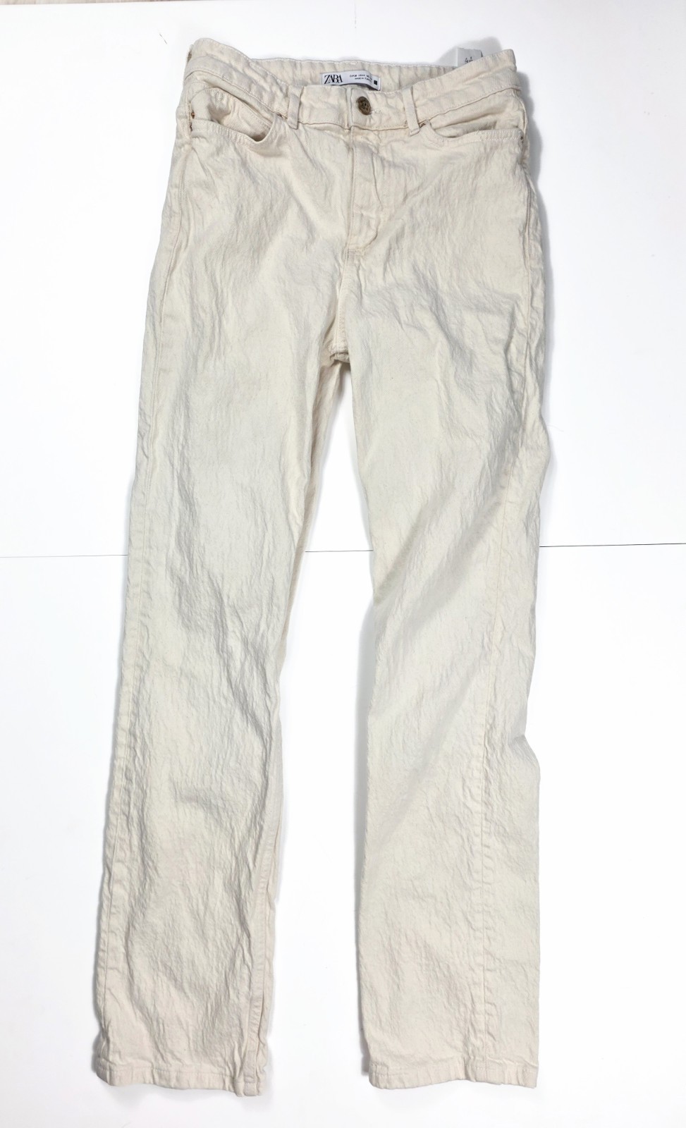 Zara Off-White High Rise Slim Fit Tapered Jeans Womens 6 28x31 Cream Denim