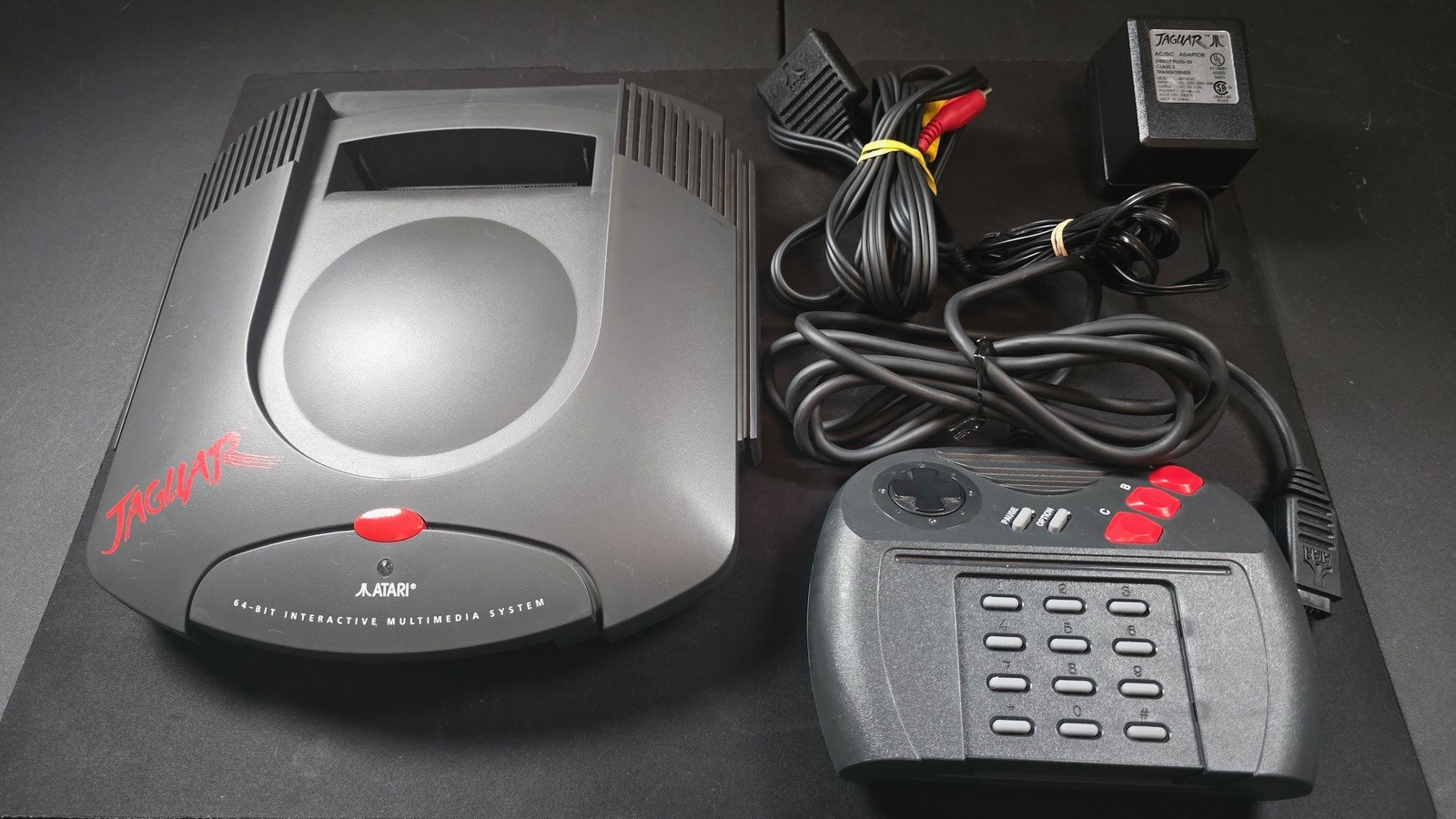 Atari Jaguar Console System Black NM condition tested works great w cntrl/hkps Atari Jaguar Console System Black NM condition tested works great w cntrl/hkps
