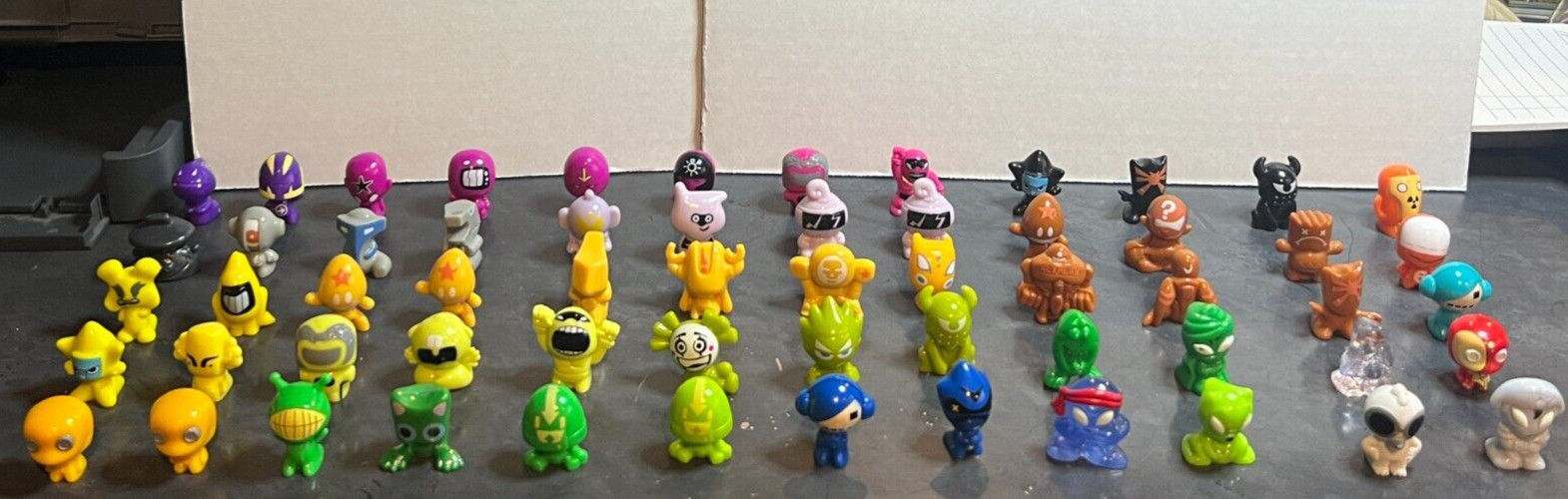 Huge Lot of 60 Vintage Gogo\'s Crazy Bones Figures Rare Aliens Karate Clear
