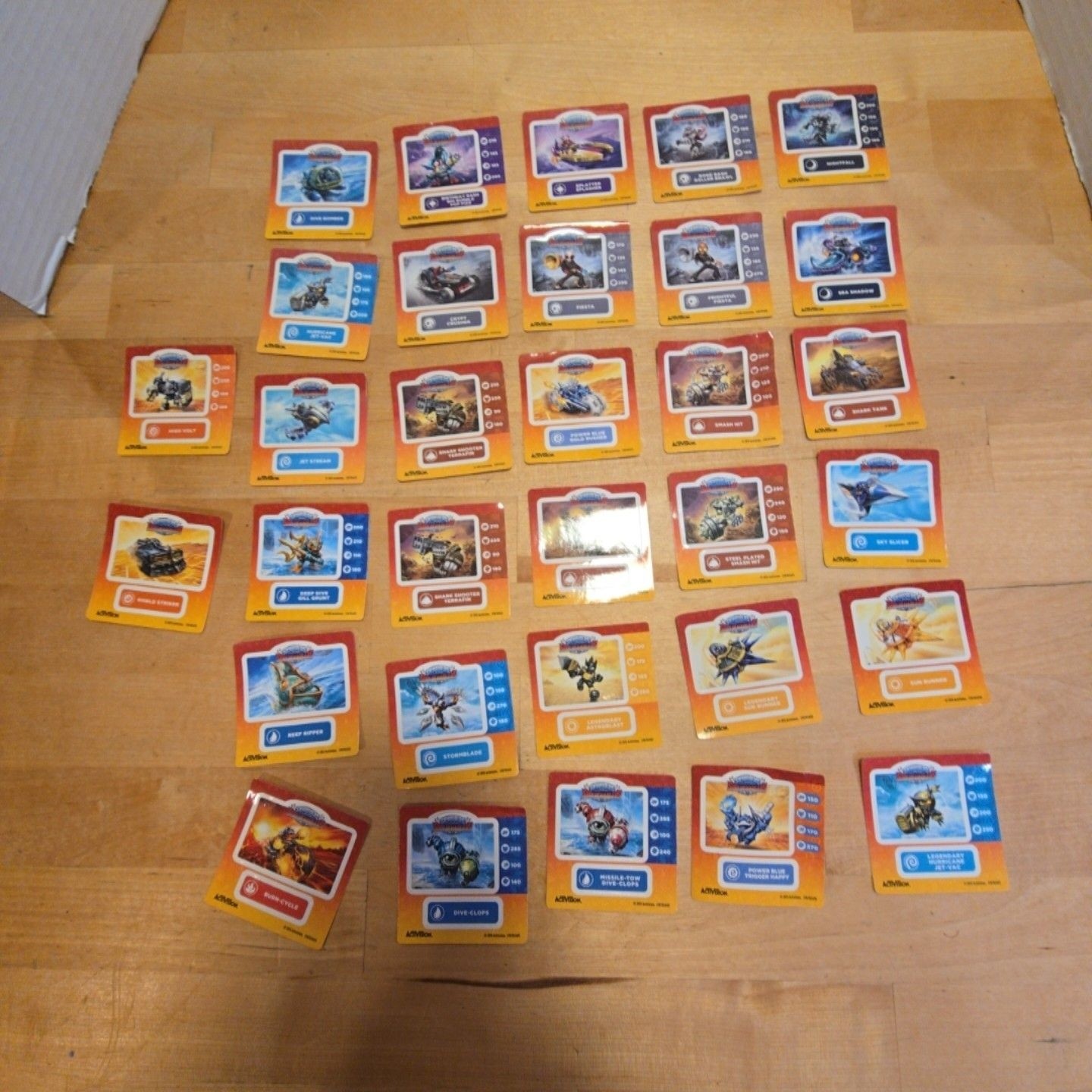 Skylanders SuperChargers Activision Trading Card Lot 33 Sky Slicer Sun Runner