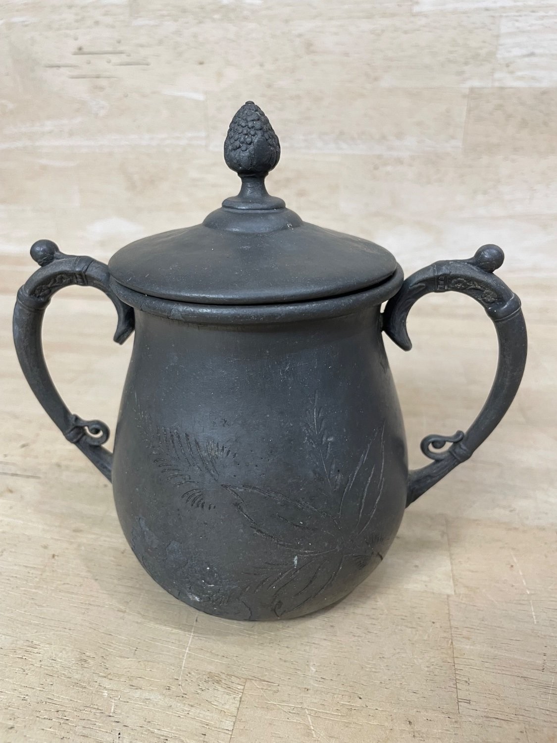 Antique Covered Sugar Bowl Etched Foliage Double Handle Acorn Finial 6 Gray