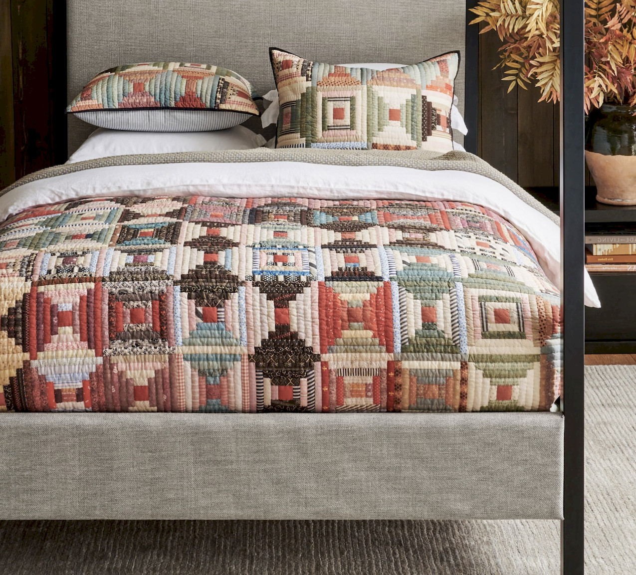 Pottery Barn Jaxson Quilt, Multi, US Stock, No Import Fee Pottery Barn Jaxson Quilt, Multi, US Stock, No Import Fee