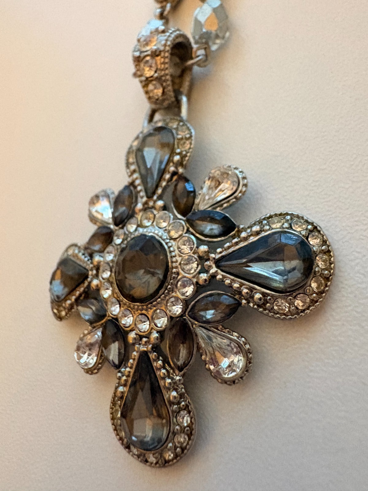 Vintage Joan Rivers NR Gothic Maltese Cross Pendant Necklace Rhinestone Beaded