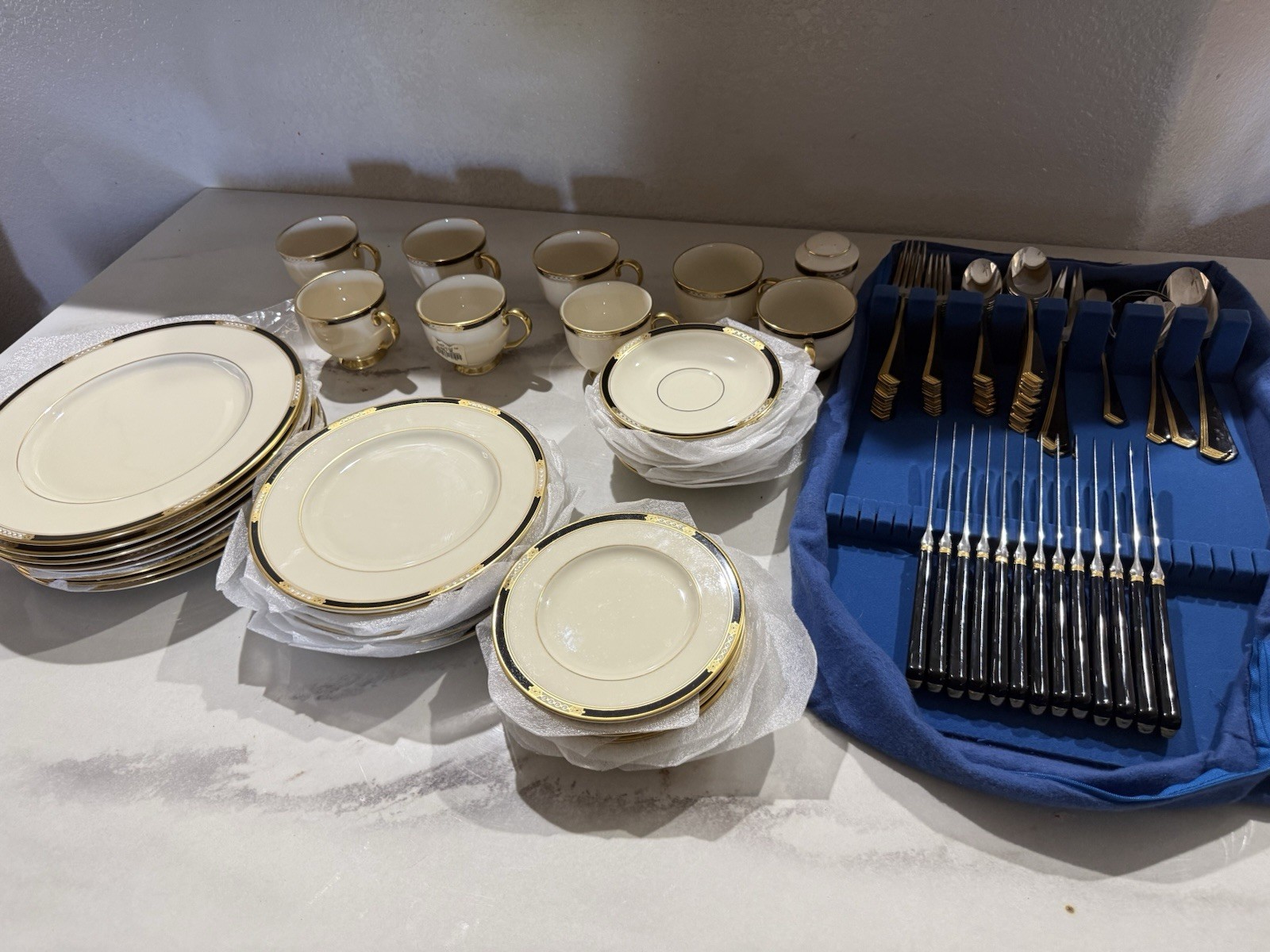 Lenox Hancock 24K Gold Dinnerware + Yamazaki Japan Flatware 120pc Unused