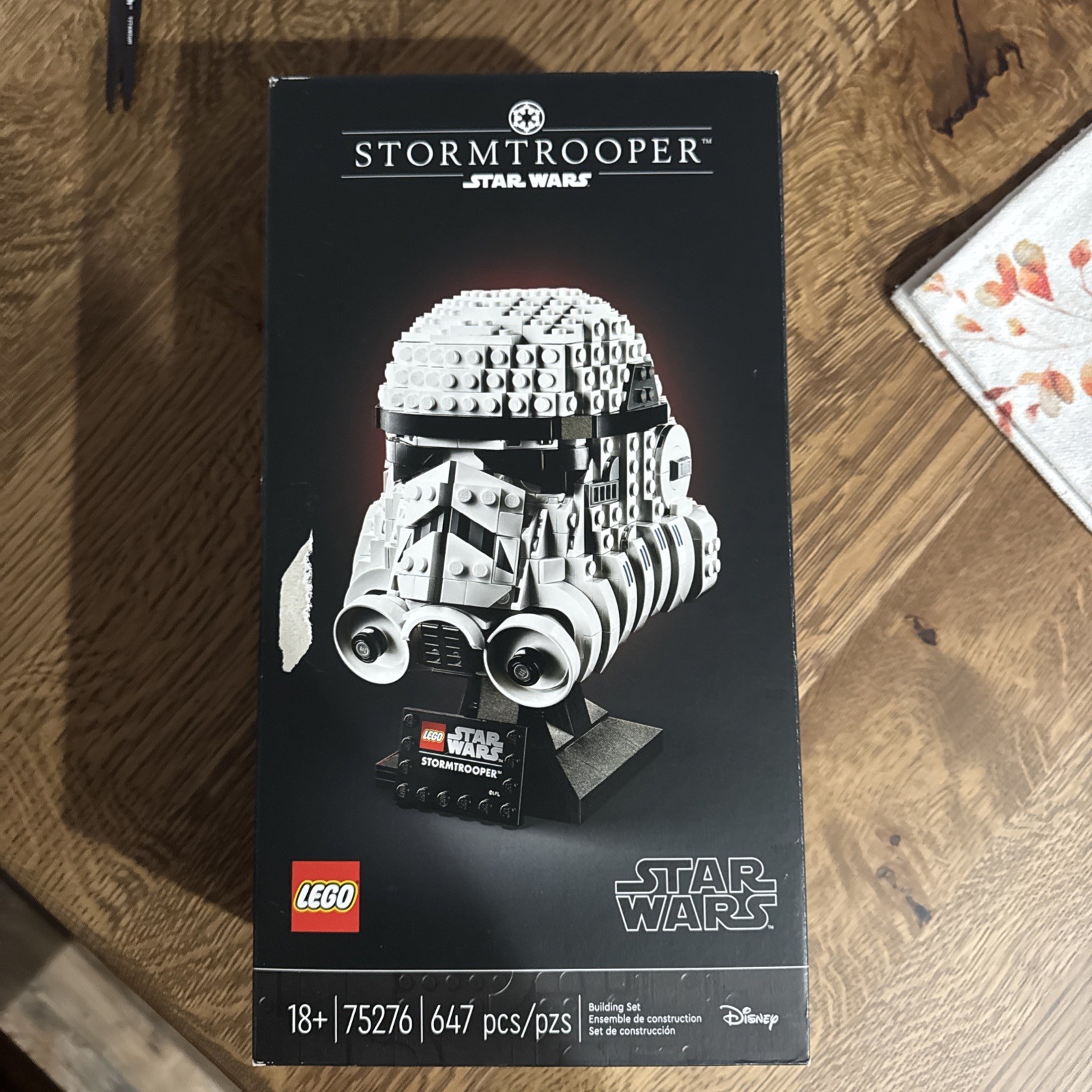 LEGO Star Wars Stormtrooper Helmet Display Stand 647pcs 18+ Set 75276