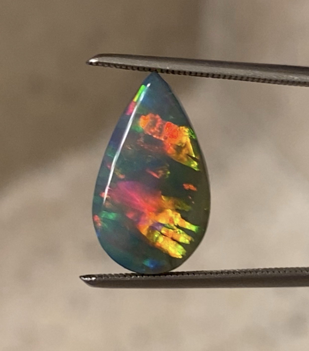 Rare Honduras seam opal w/ Ribbon Fire Patterns 3.15ct Collector quality gem Rare Honduras seam opal w/ Ribbon Fire Patterns 3.15ct Collector quality gem