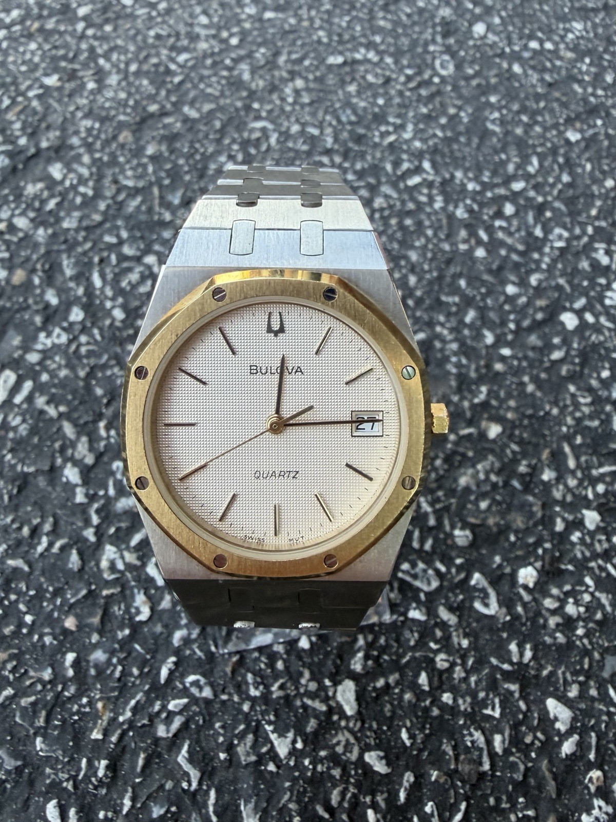 Bulova Royal Oak Quartz Watch SS Ships Fast Today Don’t Wait Mint Condition Bulova Royal Oak Quartz Watch SS Ships Fast Today Don’t Wait Mint Condition