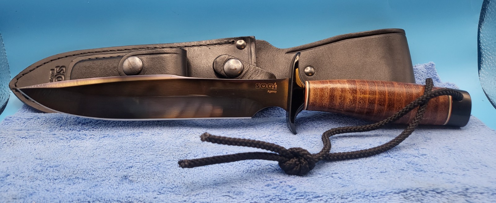 * Vintage SOG Agency SLIGHT BLEMISH Knife Black TiNi AG-02 Unused w/ Sheath St