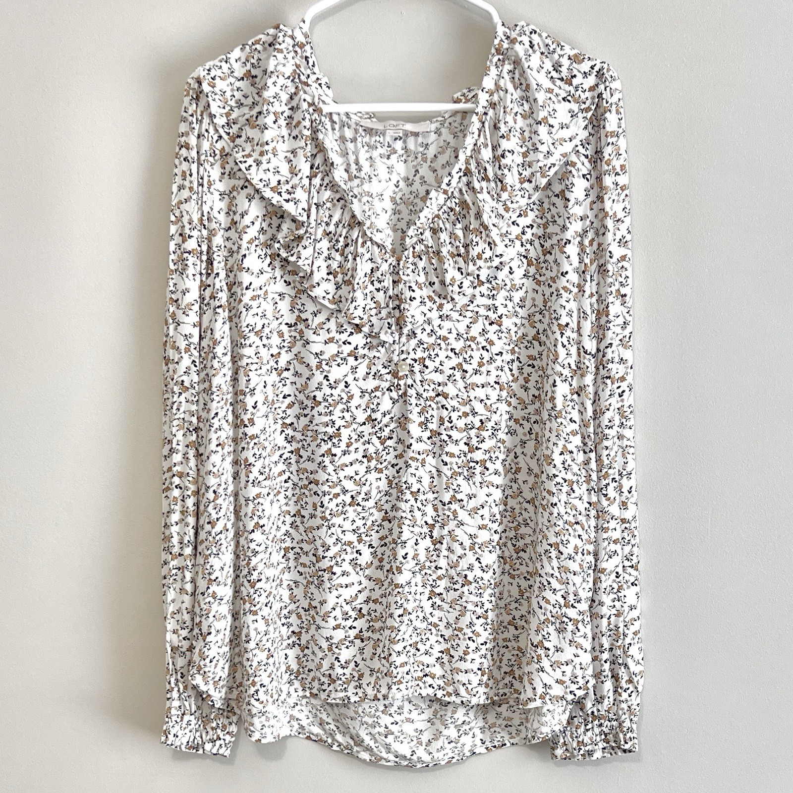 Loft Women\'s Ditsy Floral Print Ruffle Neck Long Sleeve Blouse White, Large