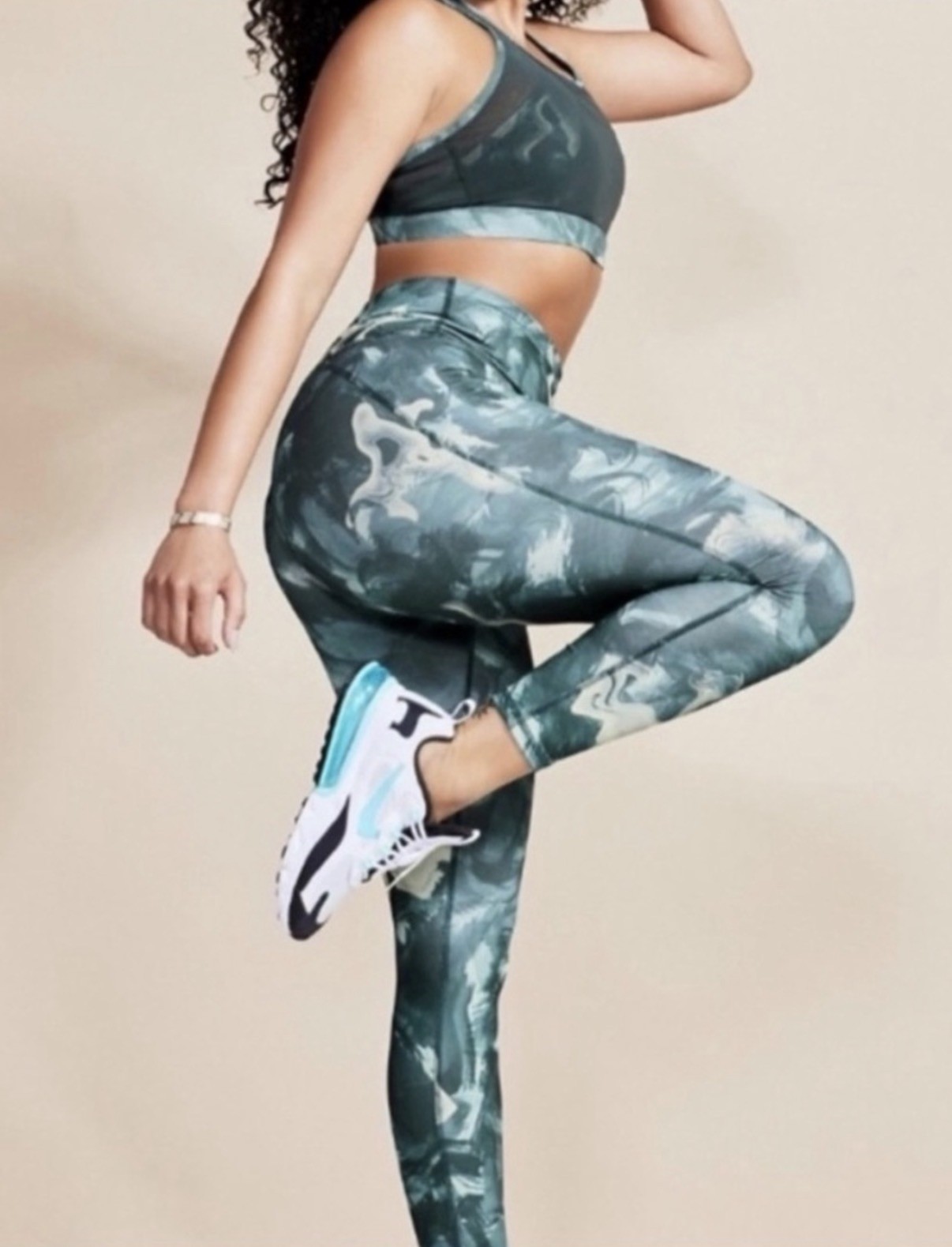 Fabletics NWT Powerhold 7/8 High-Waisted Green MarblePine Leggings sz Med