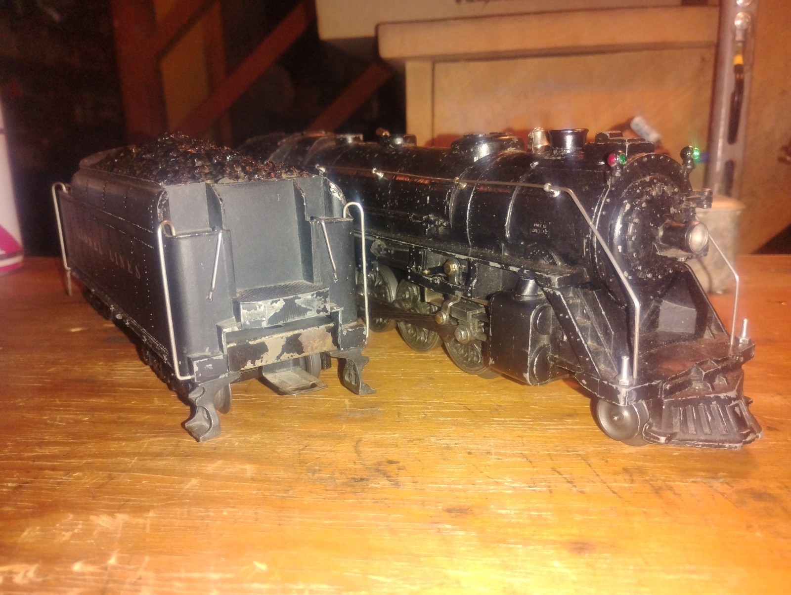 RARE LIONEL EARLY POSTWAR 1946 -726 W/ 1946 -2426W TENDER  (Runs Beautifully)