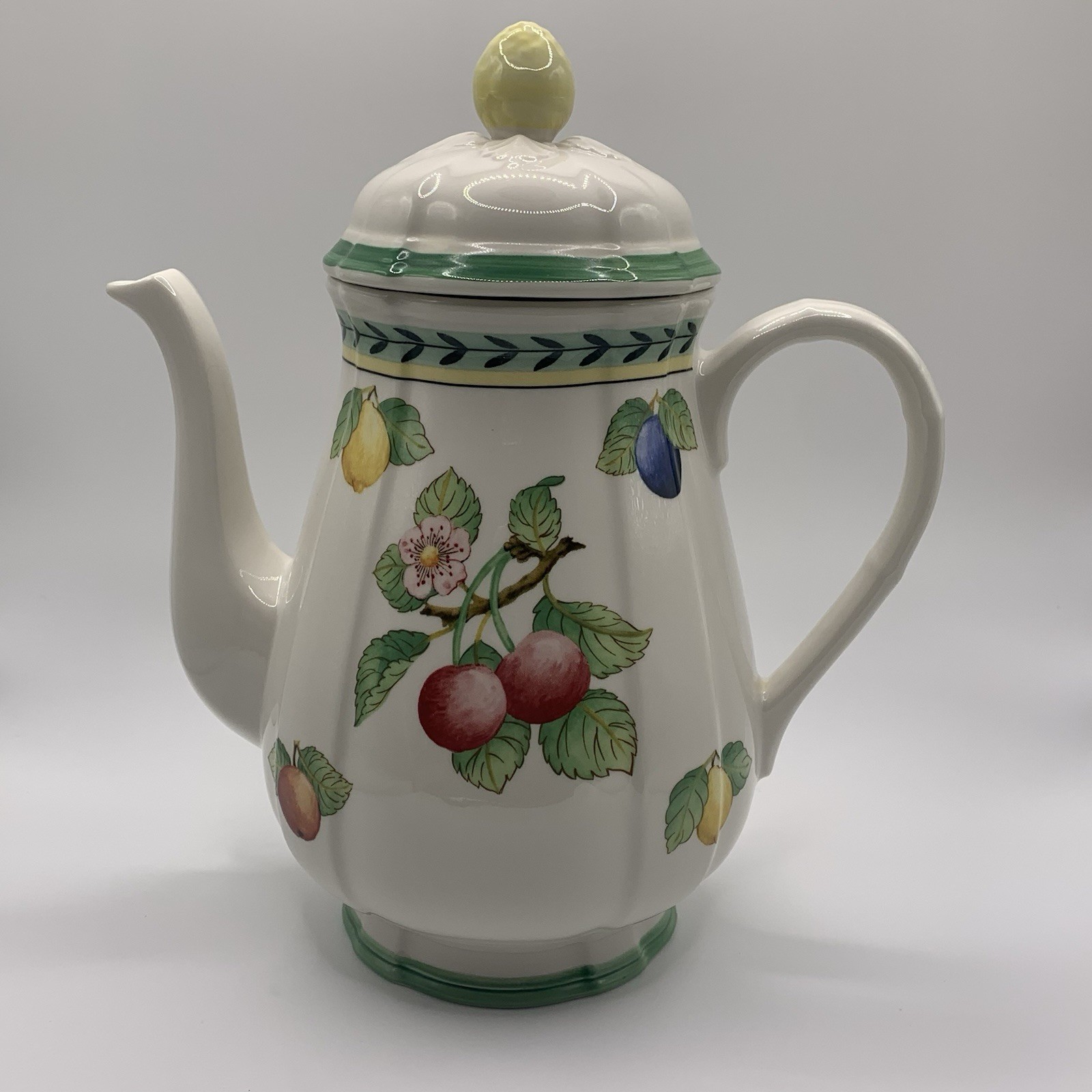 Villeroy & Boch French Garden Fleurence 8 3/4 Inch Coffee Pot - Mint Condition 