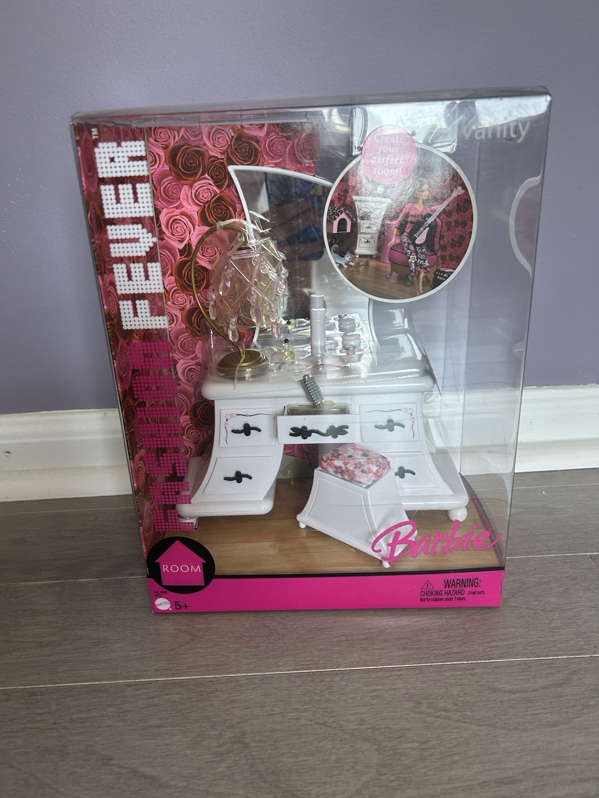 Mattel 2005 Fashion Fever Room Vanity Barbie Doll Furniture Play Set #J0669