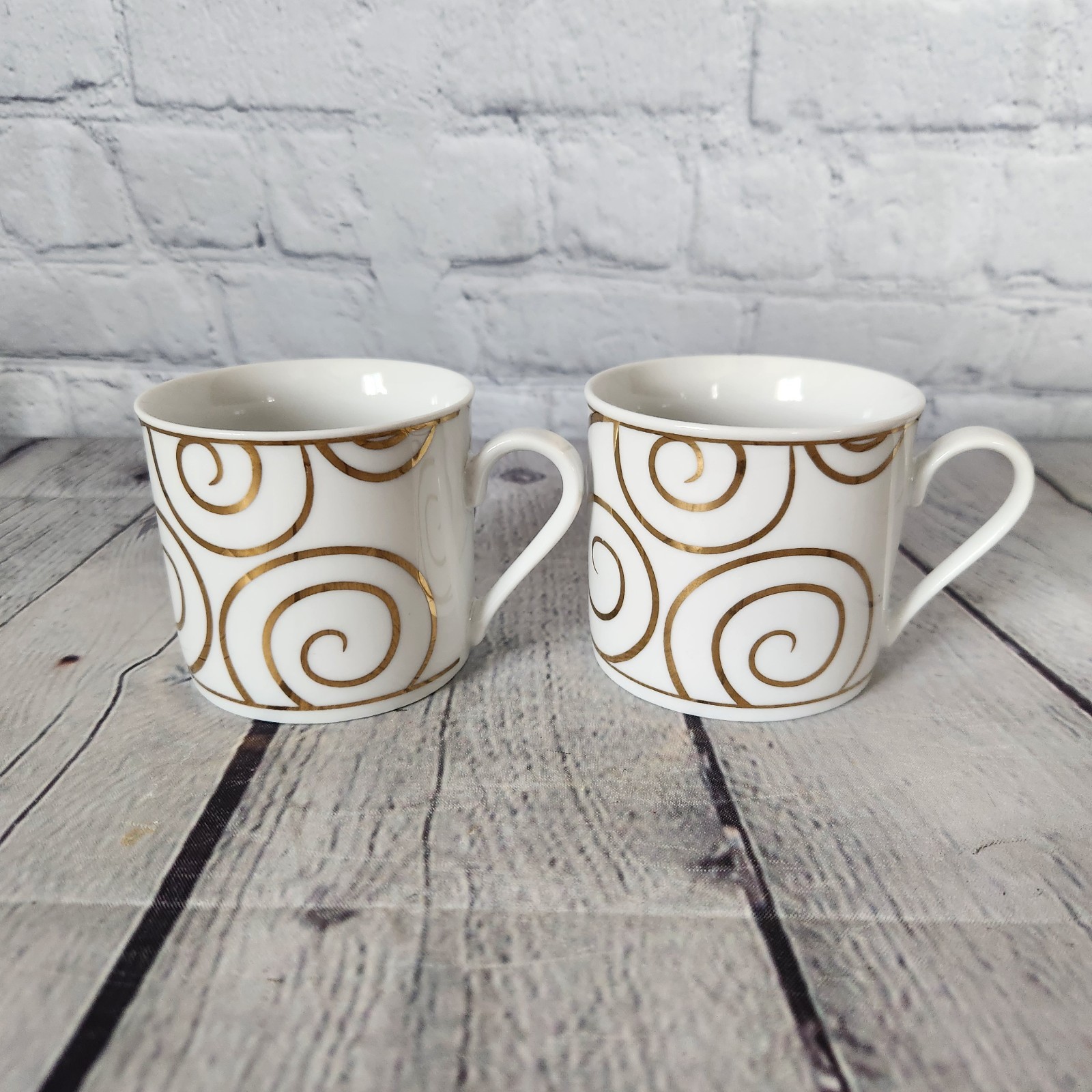 Pier 1 Gold Swirl Porcelain Coffee Cups Set Of 2 Pier 1 Gold Swirl Porcelain Coffee Cups Set Of 2