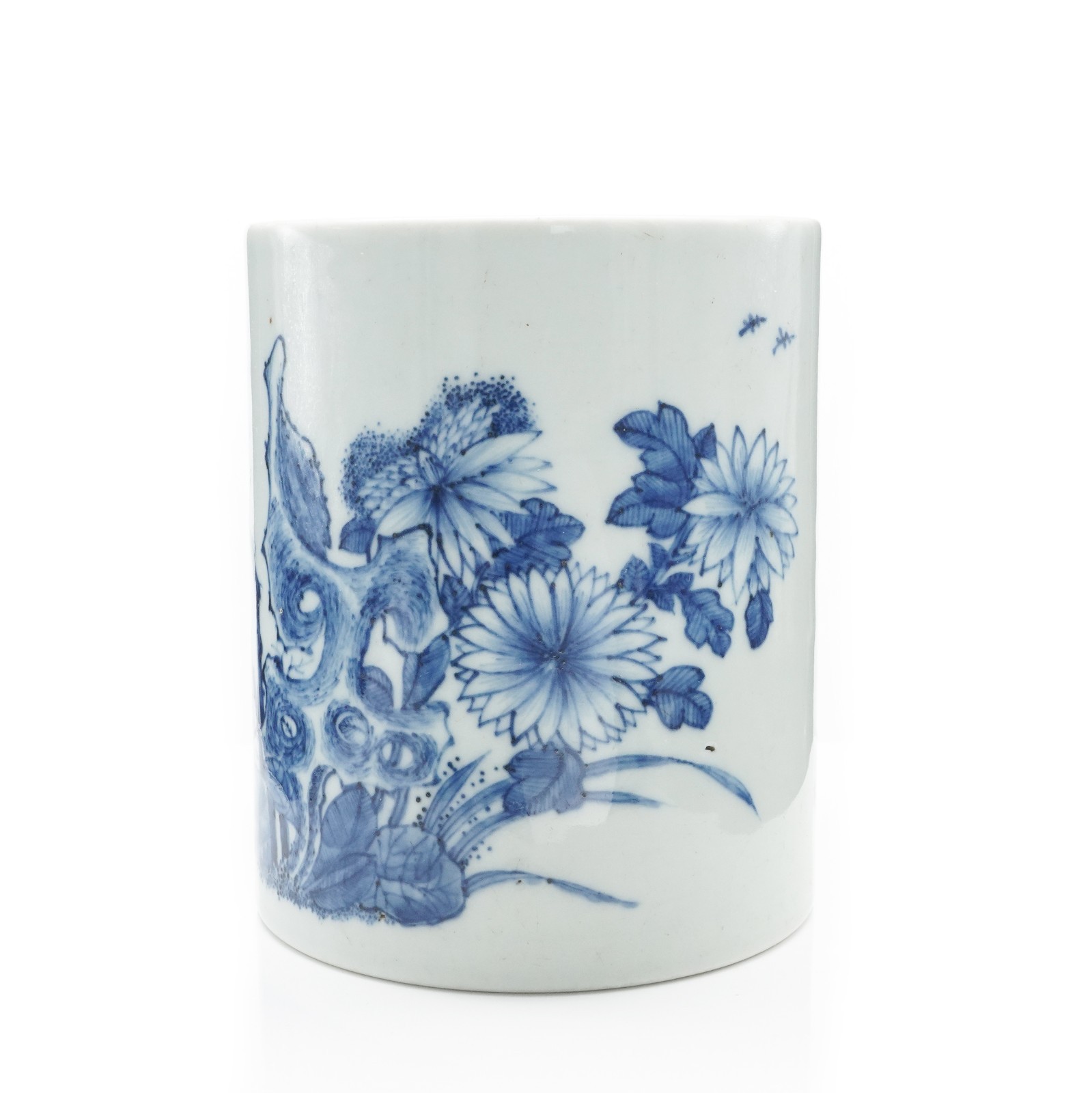 RARE Chinese 17th / 18th Century Qing Kangxi Blue and White Brush Pot Porcelain RARE Chinese 17th / 18th Century Qing Kangxi Blue and White Brush Pot Porcelain