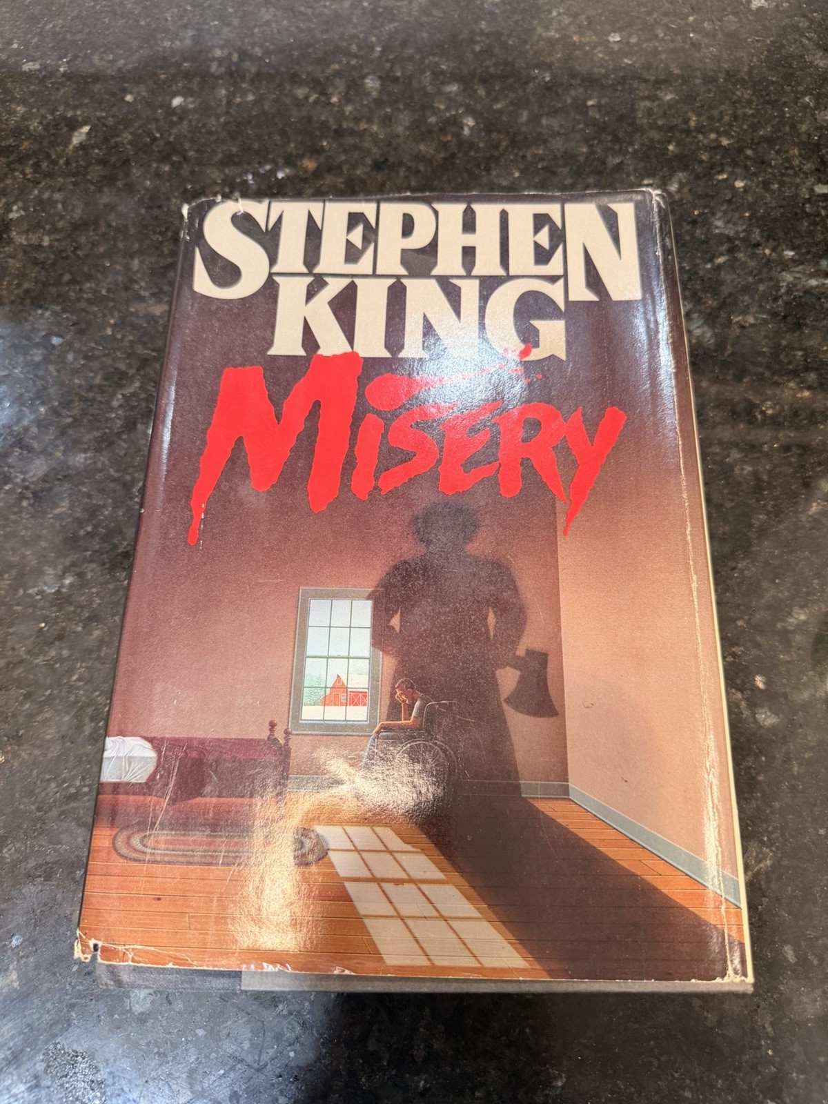 Misery Stephen King 1983 Hardcover Vintage Novel Viking Press HCDJ