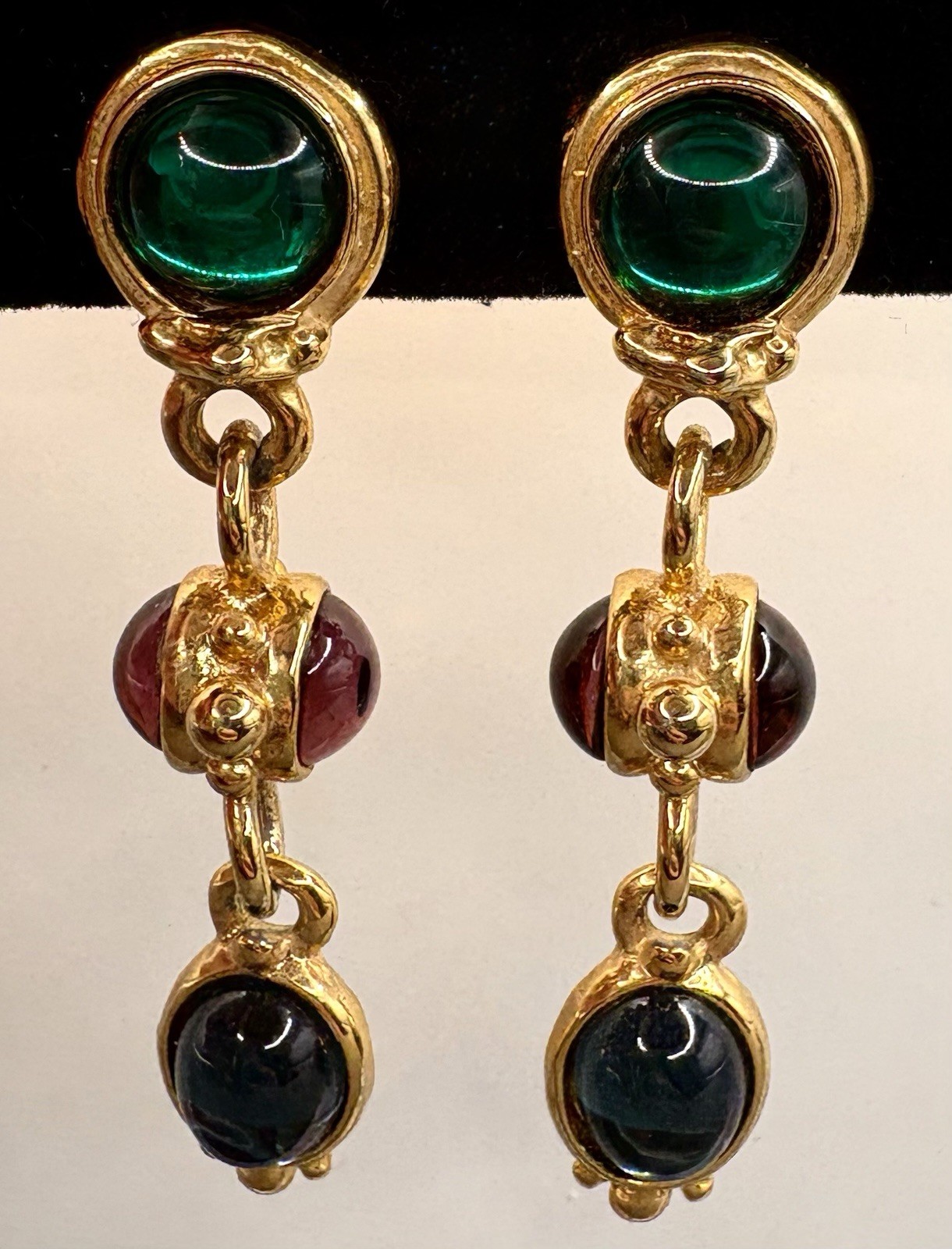 VTG 80s Mogul Clip Dangle Drop Earrings Multicolor Gripoix Style Glass Cabochon