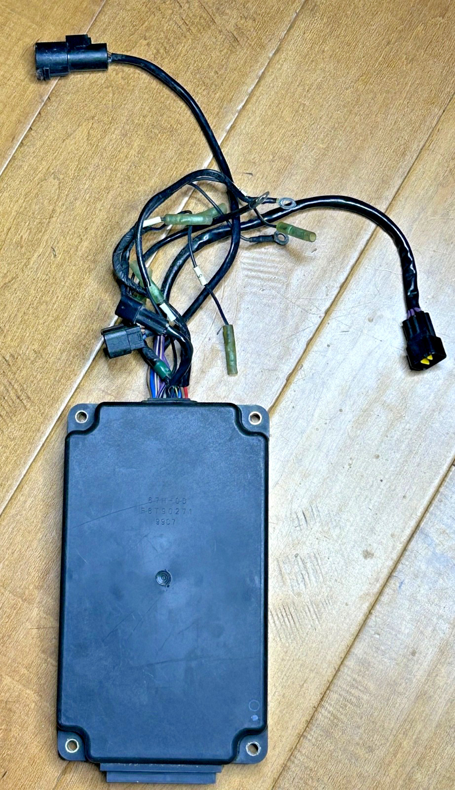 Yamaha 150-200HP 2 Stroke Outboard CDI C.D.I. Unit Assembly ECU 67H-00 F8T90271