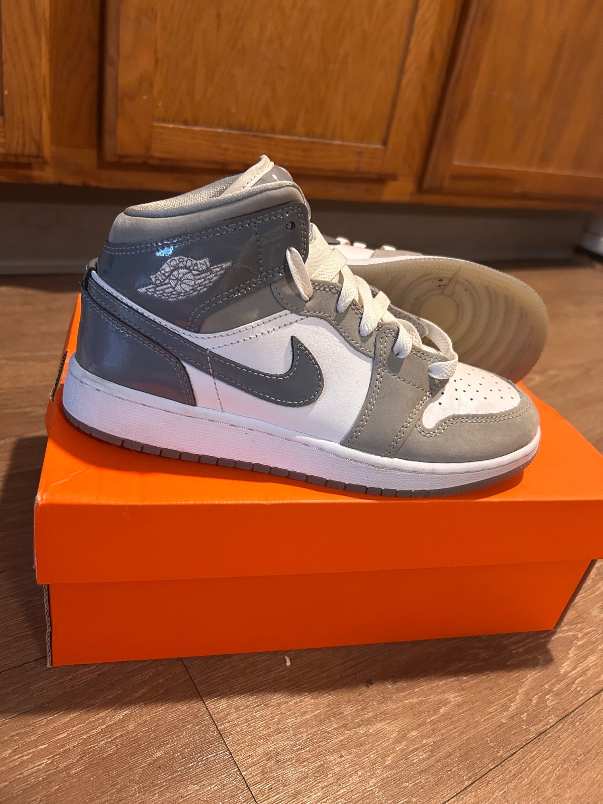 kids nike jordans shoes size 4.5y kids nike jordans shoes size 4.5y