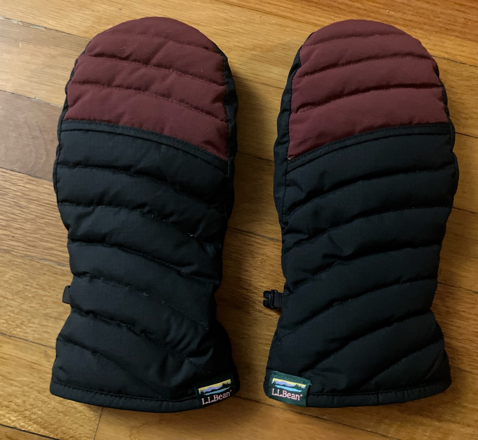 L.L.Bean Women’s Mittens Two Tone  L Winter Gloves Ski Duck Down Insulated