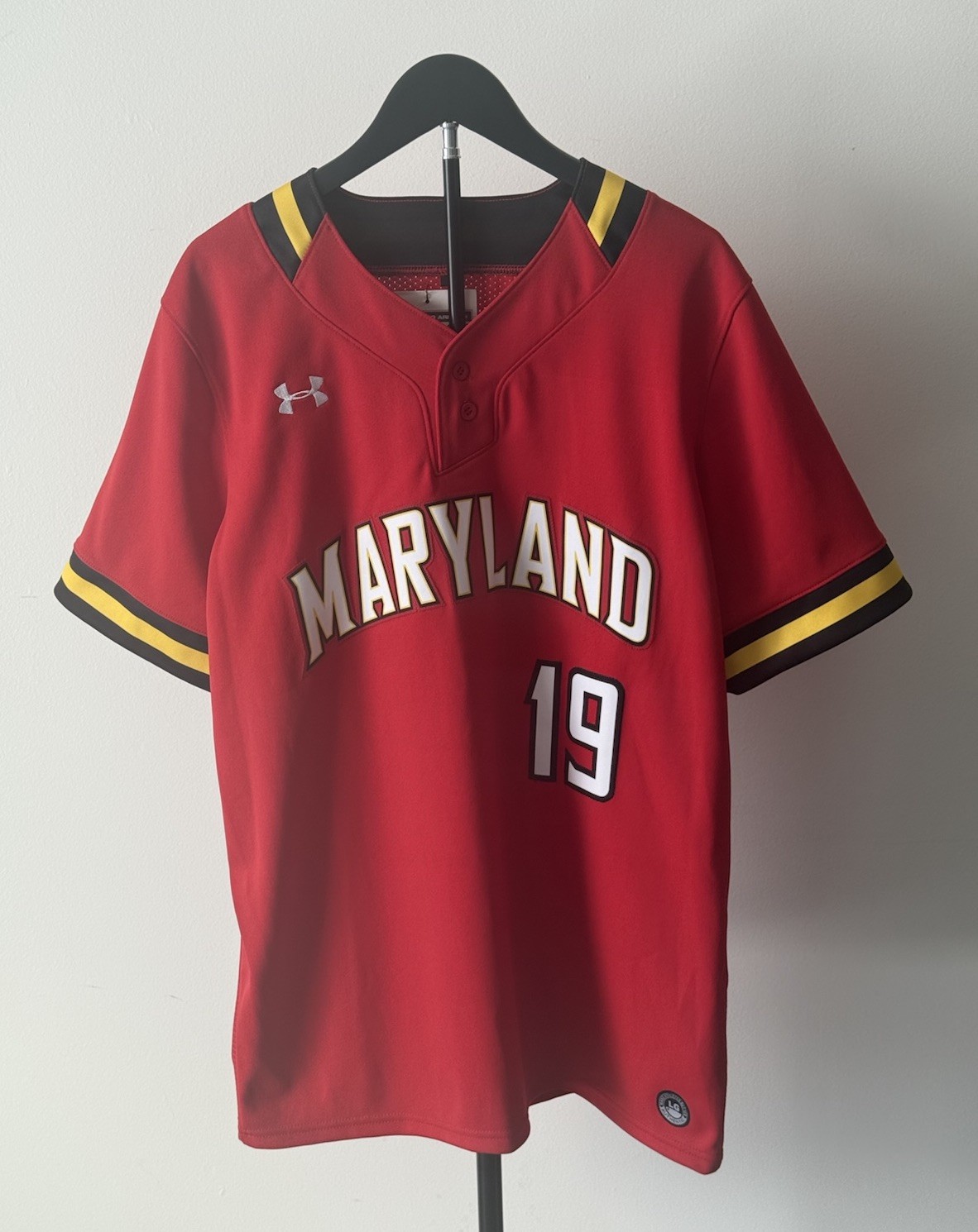 Under Armour Maryland Terrapins Baseball Jersey #19 Large UA Salesman Sample