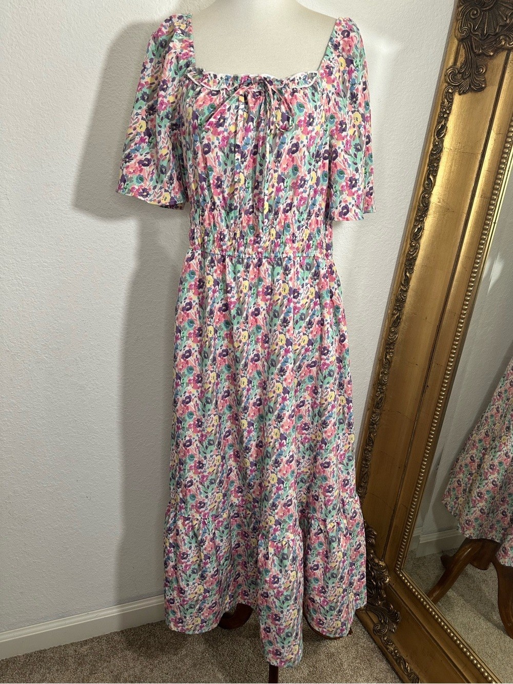NWT BloomChic Pink Multicolor Floral Short Sleeve Midi Dress With Pockets NWT BloomChic Pink Multicolor Floral Short Sleeve Midi Dress With Pockets