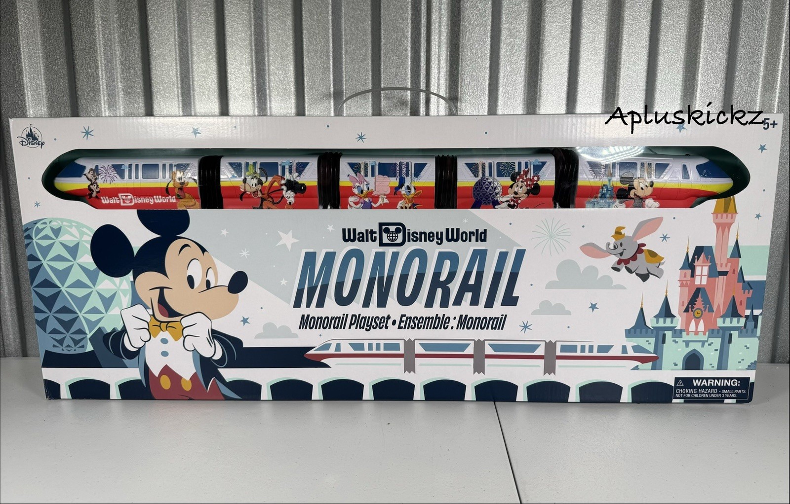 2025 Disney Parks Walt Disney World WDW Mickey & Friends Monorail Play Set NEW 2025 Disney Parks Walt Disney World WDW Mickey & Friends Monorail Play Set NEW