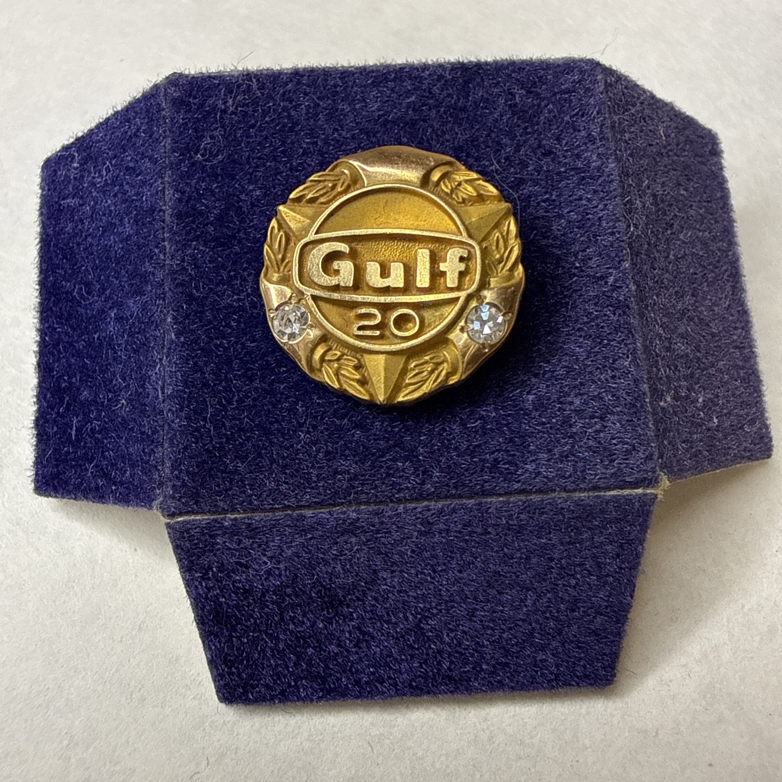Vintage Original 10K Gold 2 diamonds Gulf 20 Year Service Pin Vintage Original 10K Gold 2 diamonds Gulf 20 Year Service Pin