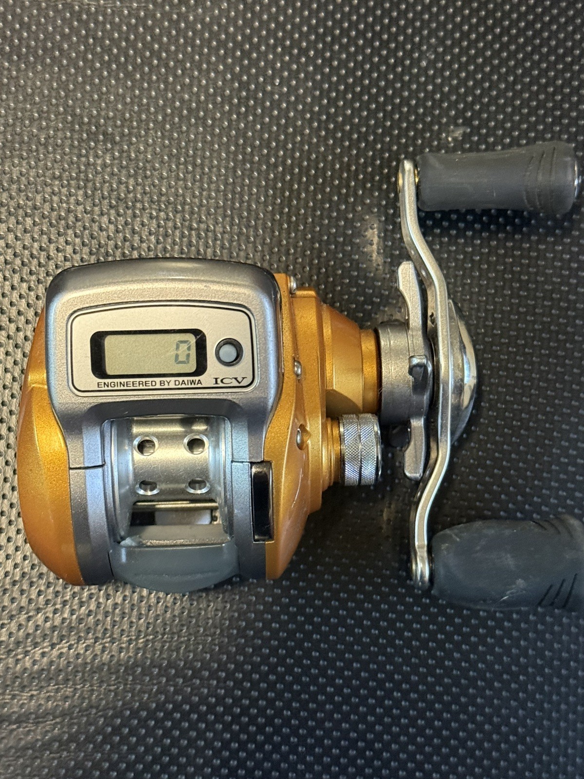 Daiwa AccuDepth ICV15 Size 15 Baitcast Reel Line Counter Right 6.3:1