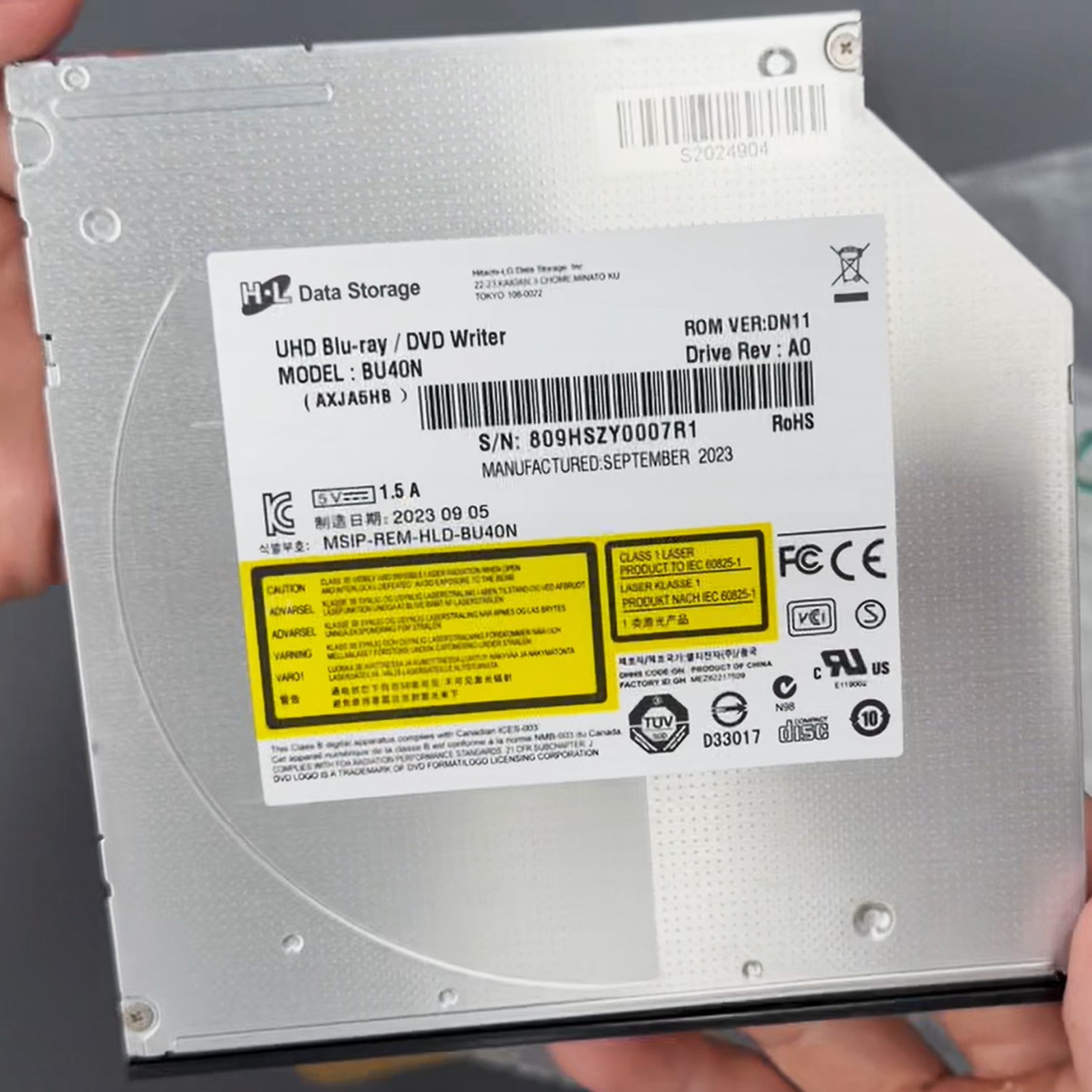 1PCS HL BU40N 6X SATA Ultra Slim Internal UHD Blu-ray / DVD Writer