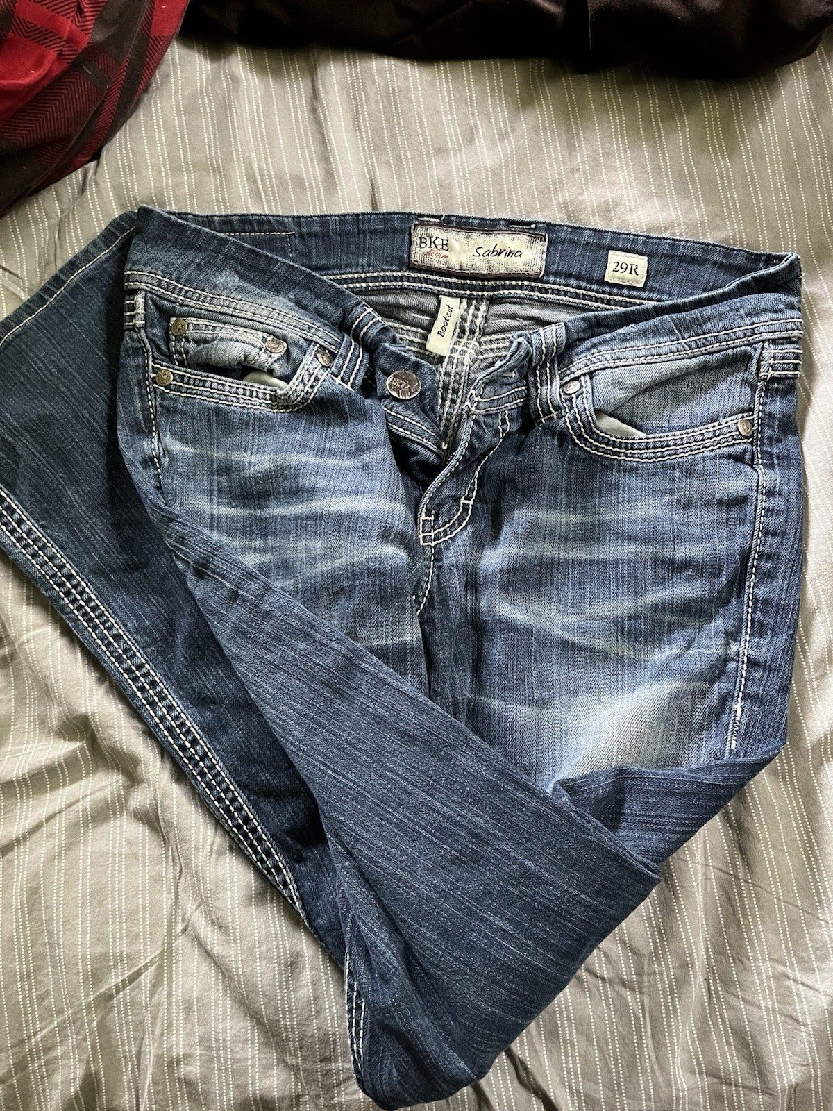 BKE Women’s Bootcut Jeans Medium Wash Blue Denim 5-Pocket Mid Rise Logo