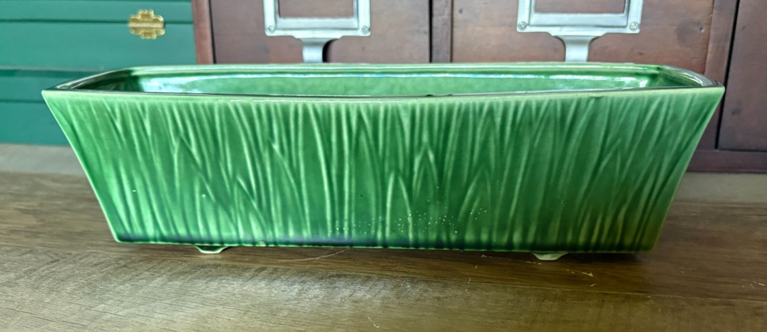 McCoy USA Vintage 1950\'s Ceramic Green Window Box Planter Textured Grass