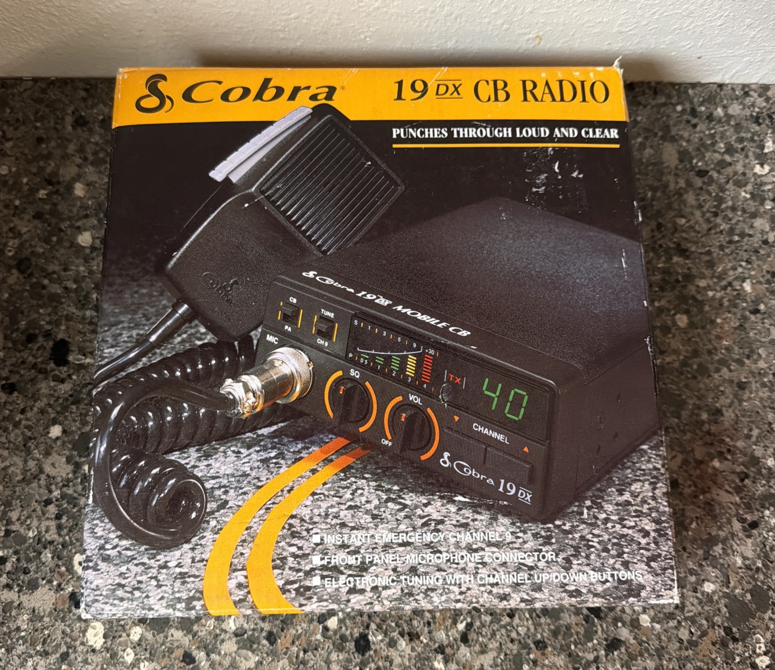 Vintage Cobra CB Radio 19 DX Mobile CB 40 Channel With Box, Manual New In Box Vintage Cobra CB Radio 19 DX Mobile CB 40 Channel With Box, Manual New In Box