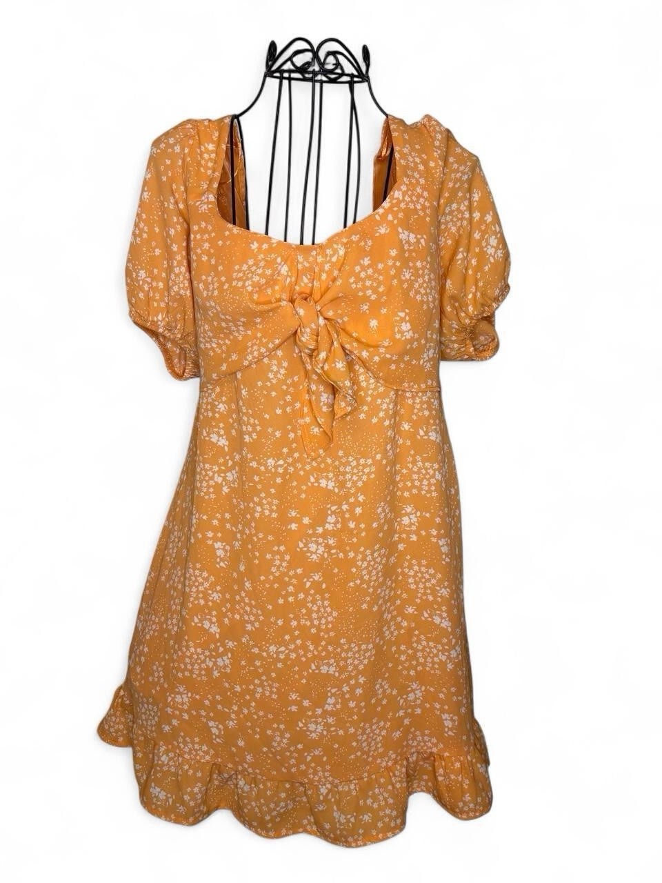 Sienna Sky Short Puff Sleeve Mini Dress Size Medium Orange Floral Tie Front Sienna Sky Short Puff Sleeve Mini Dress Size Medium Orange Floral Tie Front