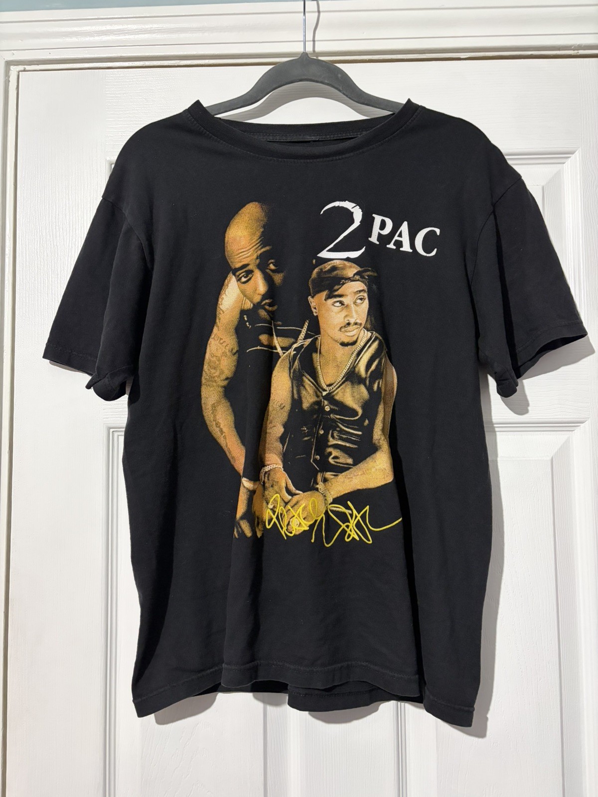 Rare Vintage Tupac Shakur  Bootleg T Shirt  Rap tee size M 