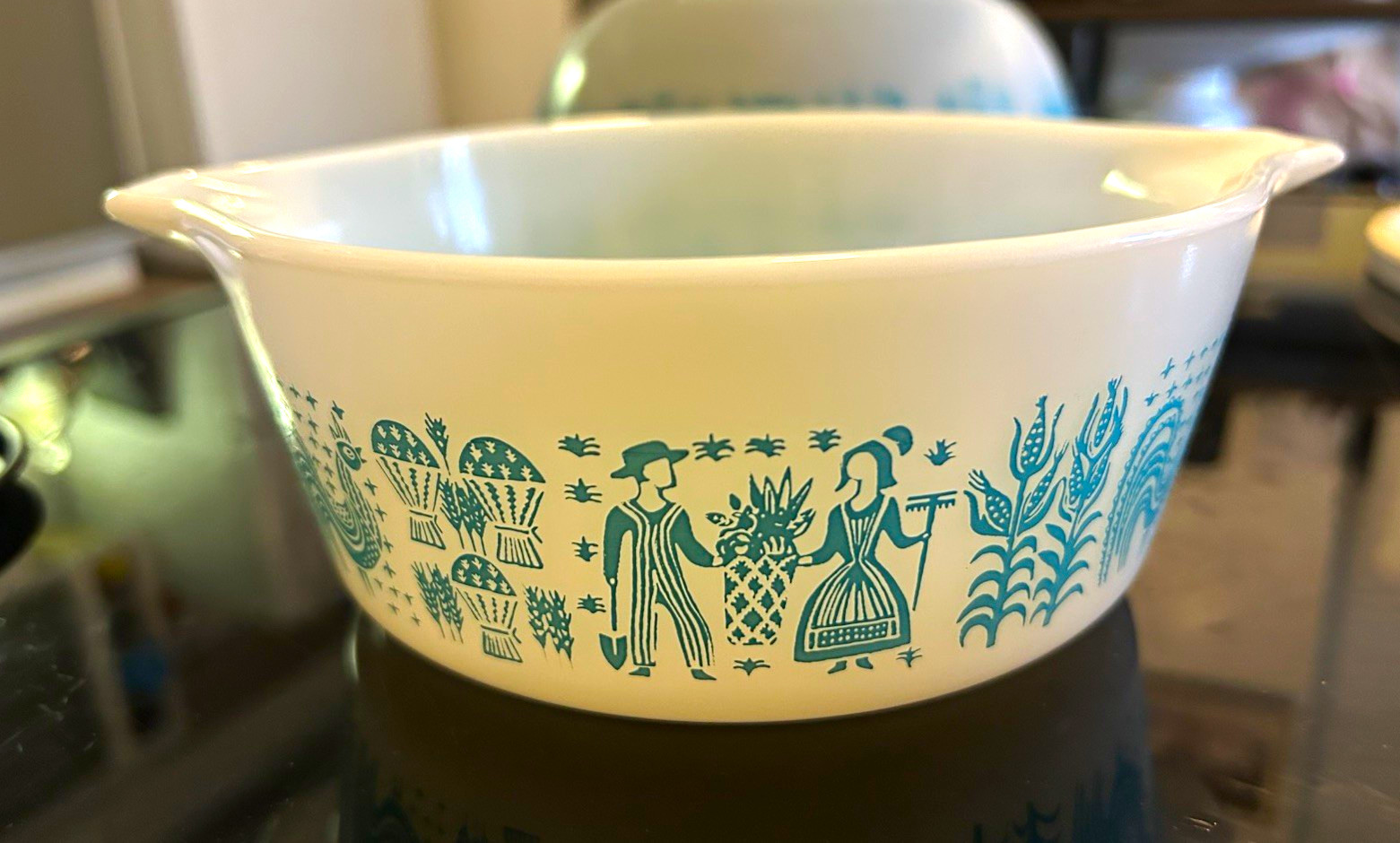 Pyrex Butterprint Amish Milk Glass Casserole Dish 472 Blue/White Vintage