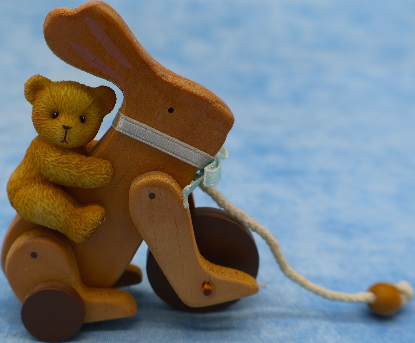 Cherished Teddies Wooden Pull Toy Bunny Bear 1999 Enesco Priscilla Hillman