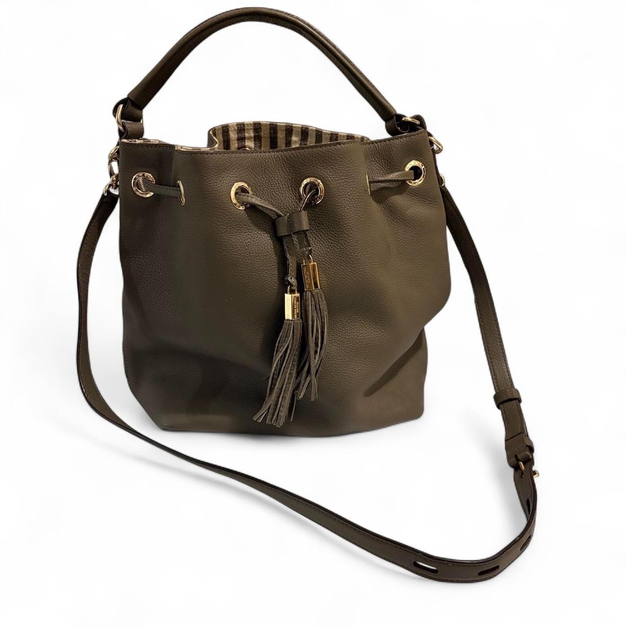 Henri Bendel Olive Green Pebbled Leather Tassel Bucket Bag Crossbody Handbag Henri Bendel Olive Green Pebbled Leather Tassel Bucket Bag Crossbody Handbag